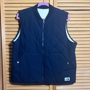 The North Face Navy Quilted Vest XL